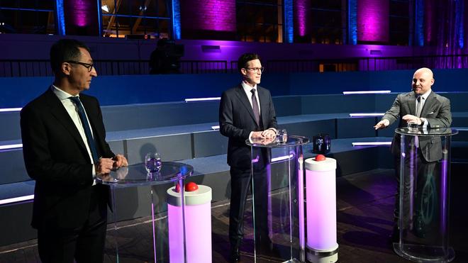  Grünen-Spitzenkandidat Cem Özdemir hat seinen CDU-Kontrahenten Manuel Hagel mit Blick auf dessen Äußerung über eine Schülerin vor acht Jahren in Schutz genommen.