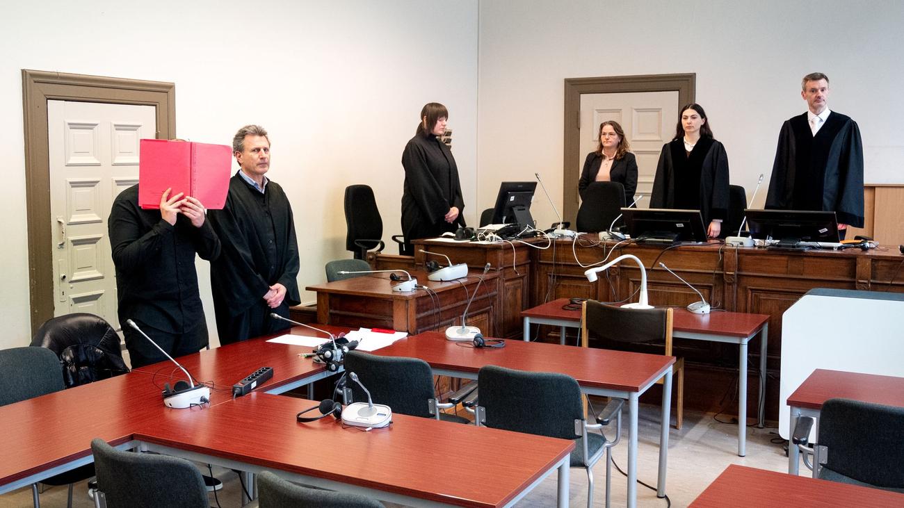 Selbstjustiz: Polizei beschlagnahmt Drogen - Dealer verdächtigen Komplizen