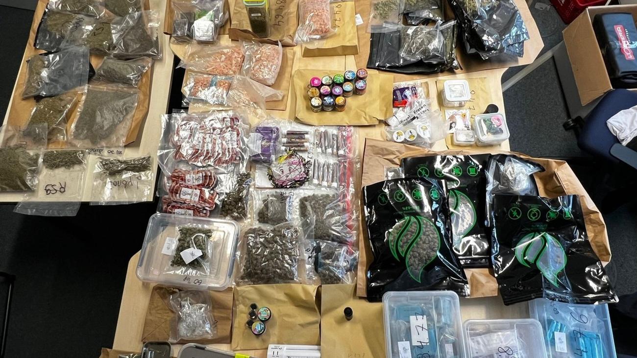 Kriminalität: Schlag gegen mutmaßliche Online-Drogenhändler in Köln