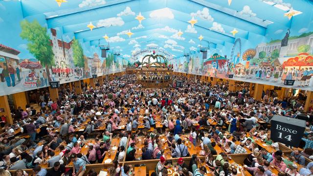 Überteuerte Wiesn-Gaudi: Wiesn-Reservierung: Gericht verbietet teuren Weiterverkauf