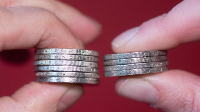 Statistik: Frauen in Sachsen bekommen sechs Prozent weniger Lohn