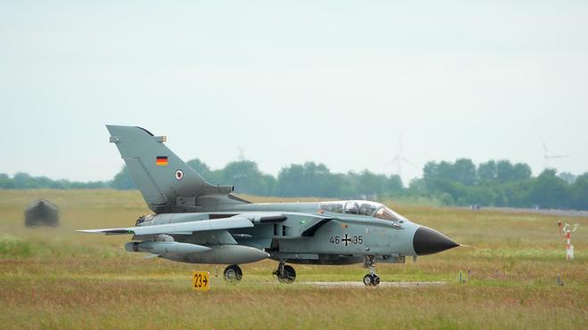 Übungen der Luftwaffe: Im März wird die Luftwaffe von Jagel aus Tornado-Flüge bei Dunkelheit starten.
