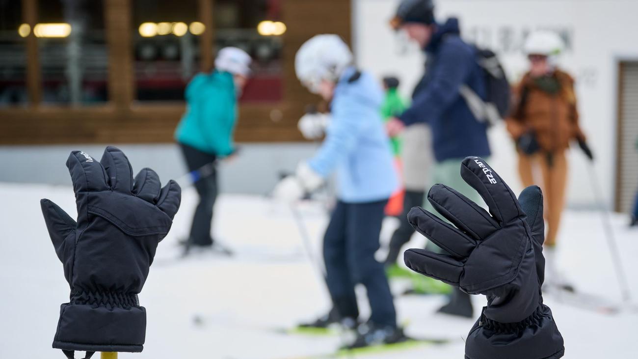 Ausflug ins Sauerland: Schüler können kostenlos auf die Skipiste in Winterberg
