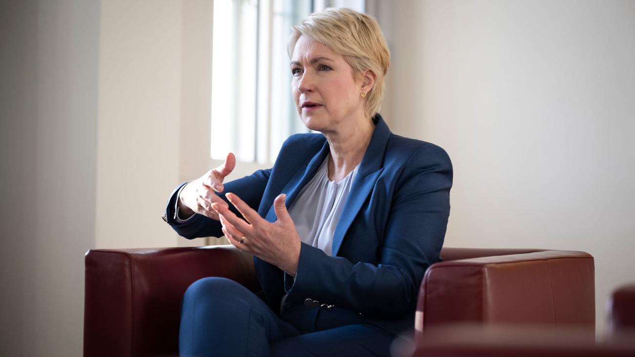 Faire Löhne: Schwesig begrüßt Einigung auf Tariftreuegesetz