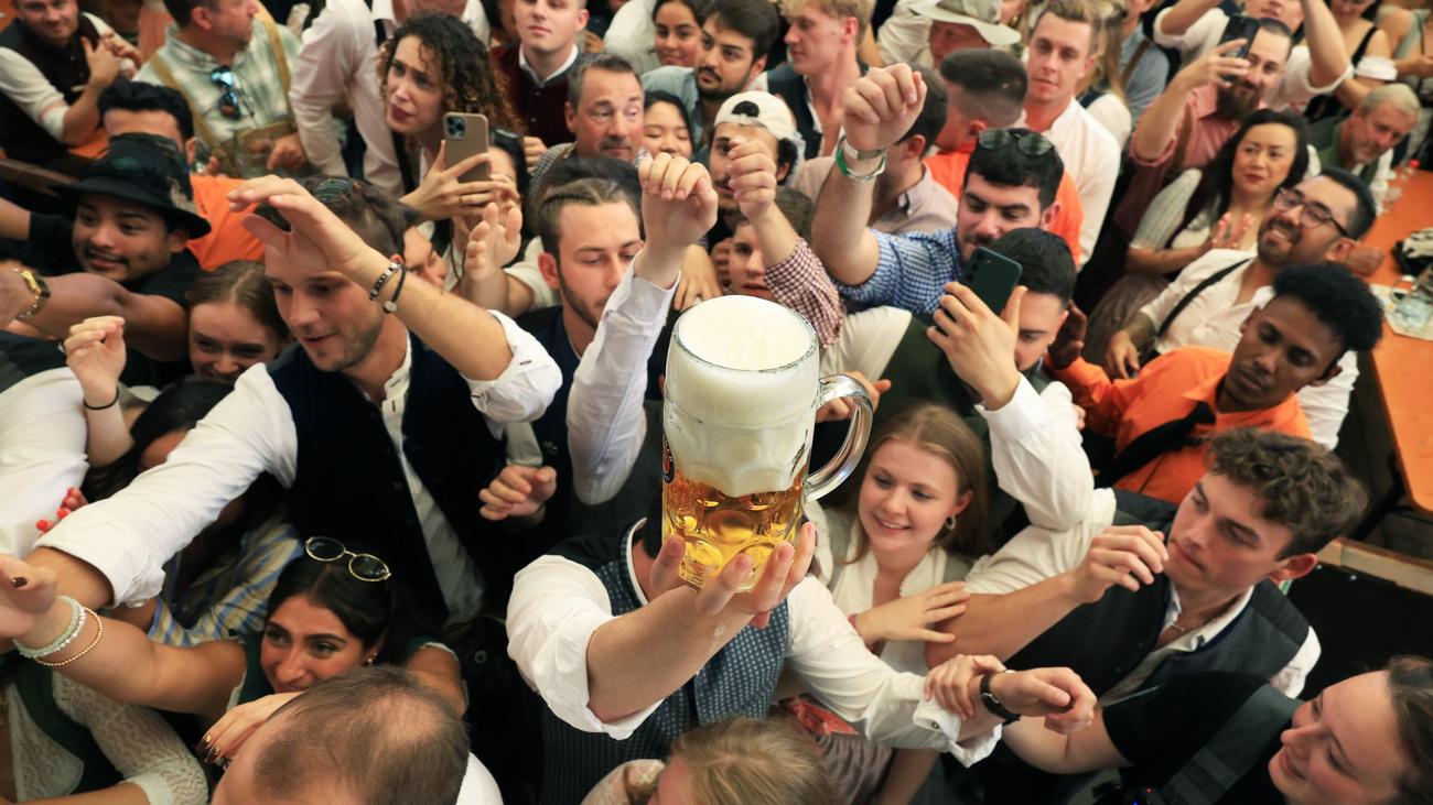 Überteuerte Wiesn-Gaudi: Wiesnwirte und Stadt kämpfen gegen Wucher bei Reservierungen