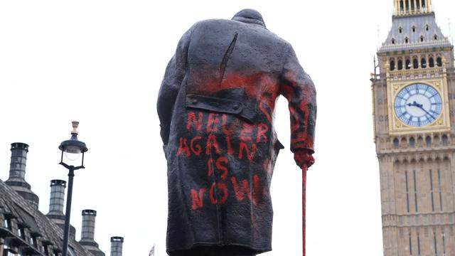 Kriminalität: Berühmte Statue von Winston Churchill in London beschmiert