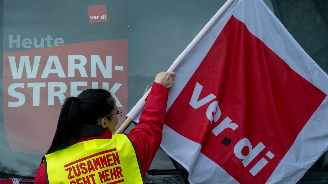 Tarife: Nahverkehr-Warnstreik auch am Samstag