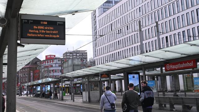 Öffentlicher Nahverkehr: Anhänger von Werder müssen umplanen - aber kaum Staus