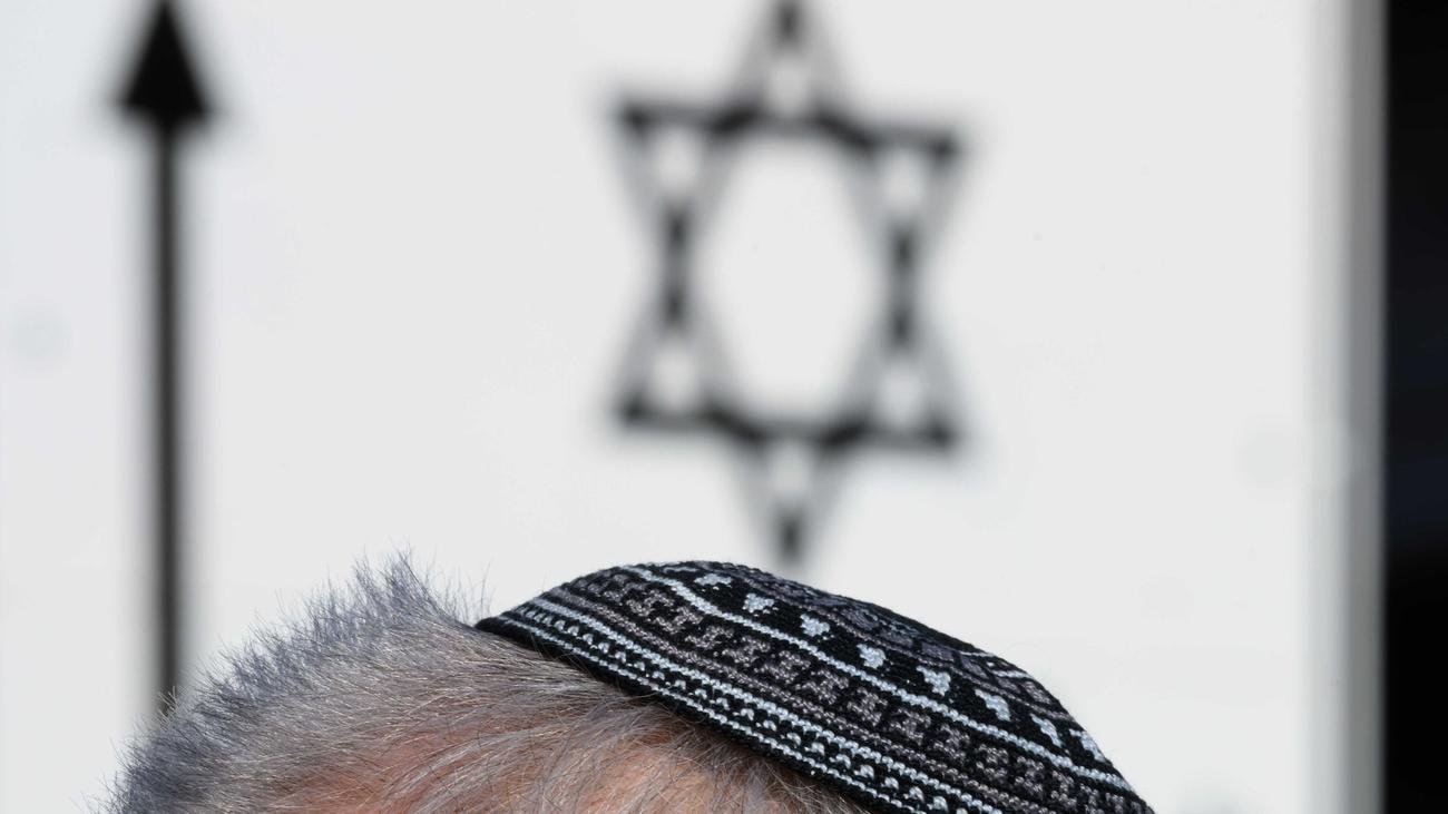 Lage im Nahen Osten: Landespolizei verstärkt Schutz jüdischer Einrichtungen