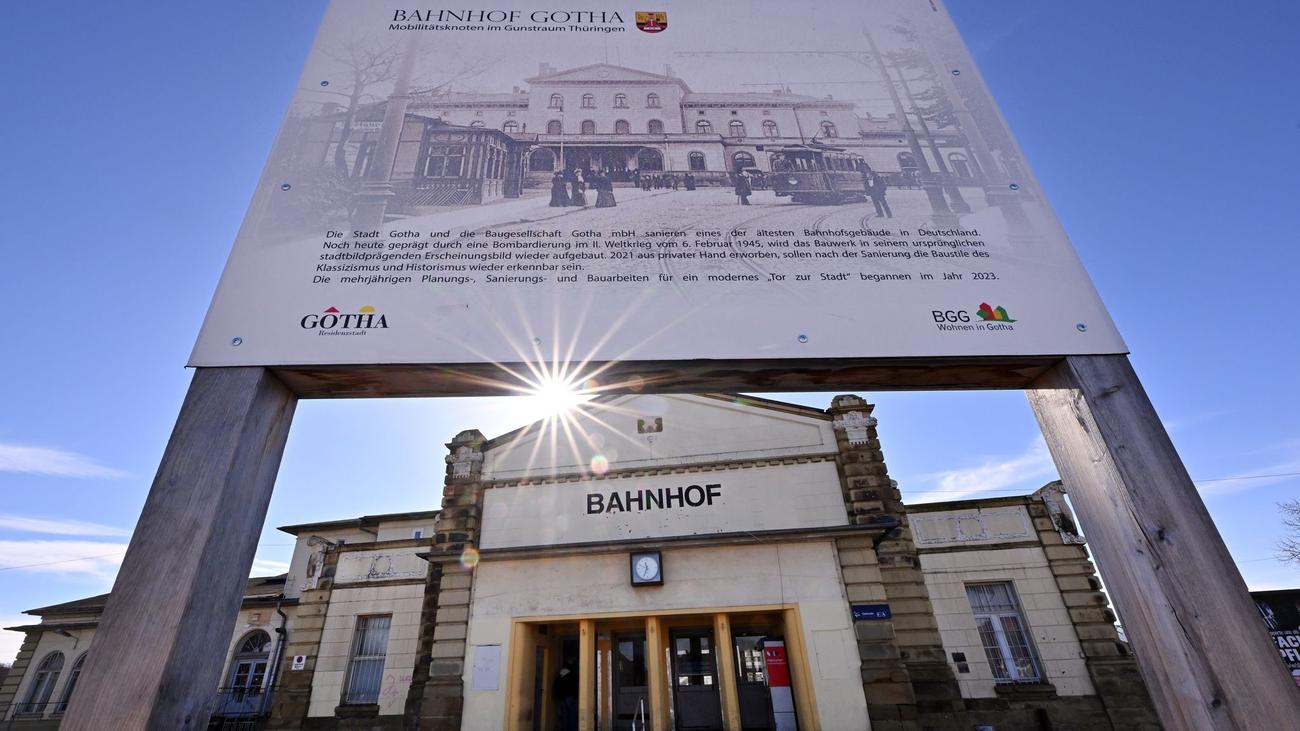 Bahnhofsgebäude: Zwischen Zukunftsbahnhof und Sanierungsfall