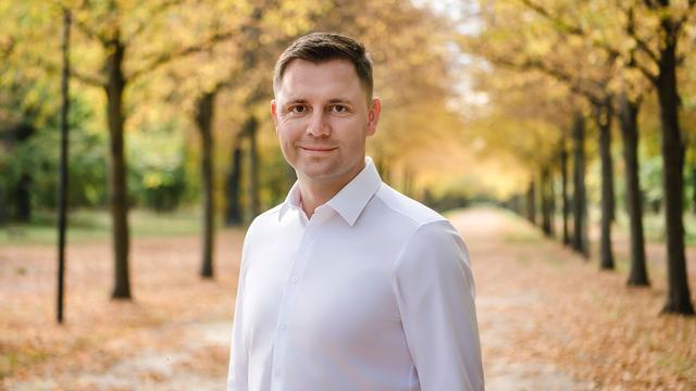 Landratswahl: Einzelkandidat Schmidt gewinnt Landratswahl in Elbe-Elster