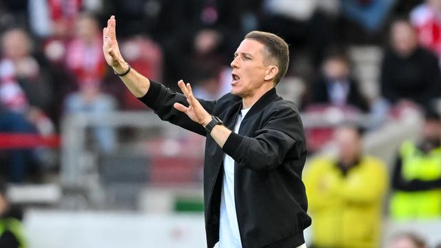 Fußball-Bundesliga: Wolfsburg und Bauer taumeln weiter: 0:4 in Stuttgart