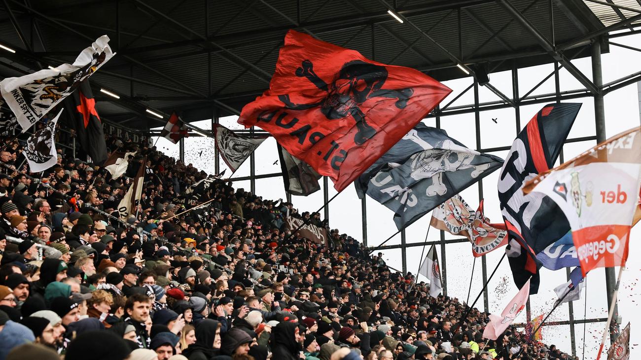 Fußball-Bundesliga: FC St. Pauli holt Verstärkung aus Musikbranche