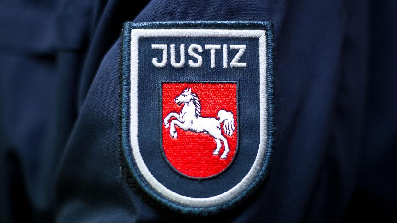 Kriminalität: Mann nach Messerangriff bei VW in Braunschweig in U-Haft