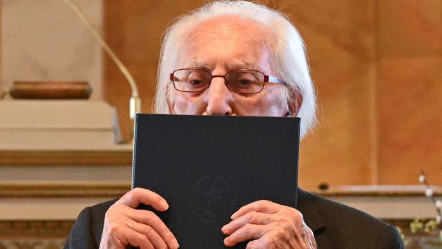 Holocaust: Shoah-Überlebender Weintraub als Ehrendoktor gewürdigt