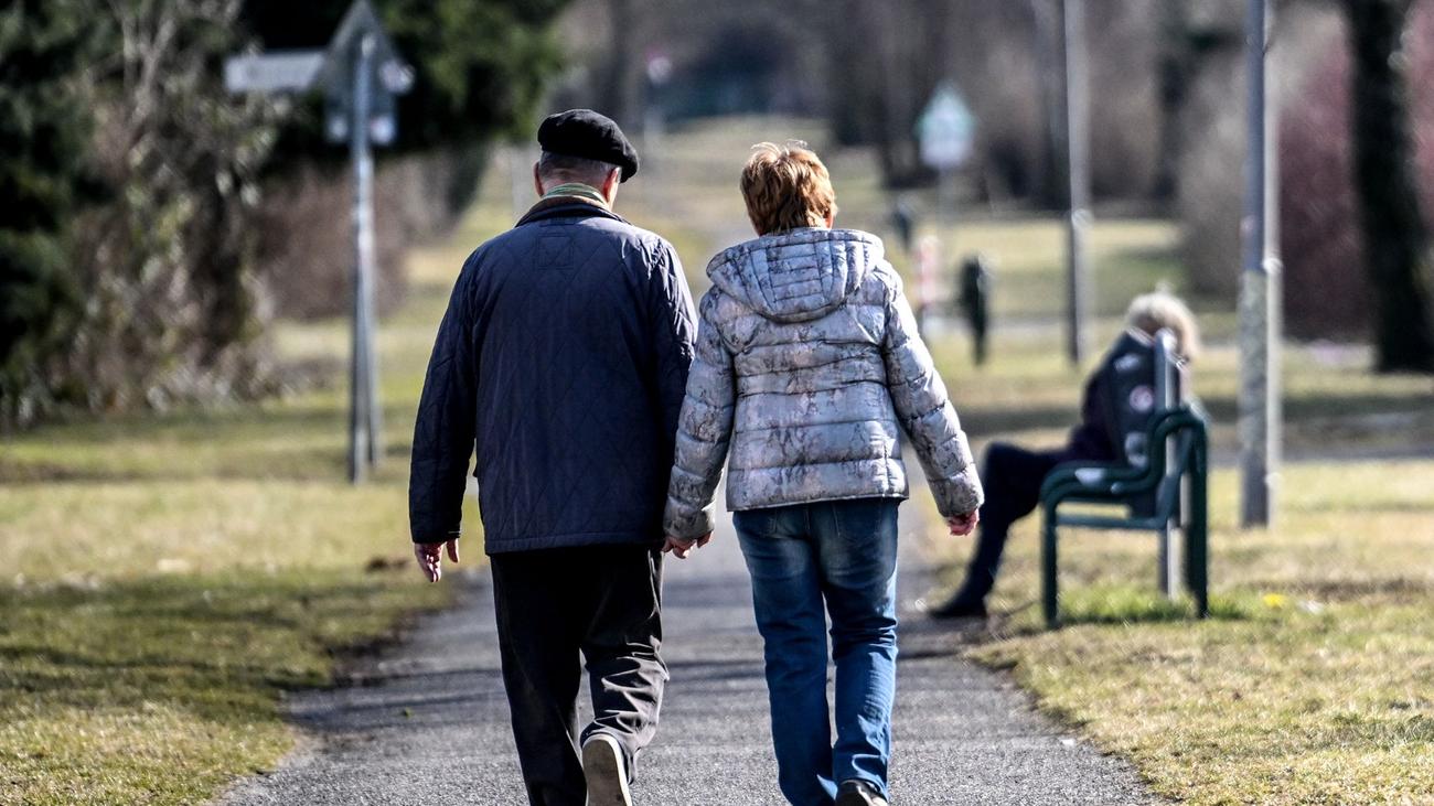 Wettervorhersage: Viel Sonnenschein und wenig Wolken zum Wochenstart