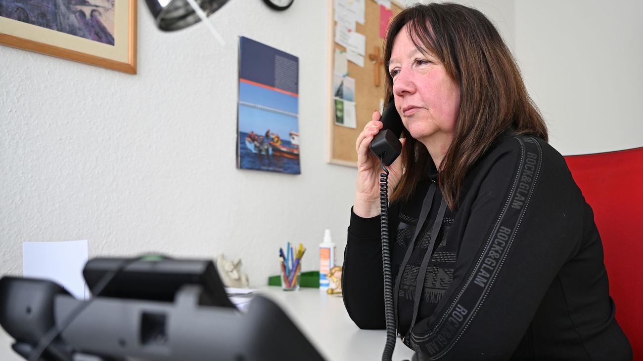 Hilfe in Not: Wie umgehen mit schweren Geschichten mit offenem Ende?