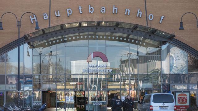 Bremen: Bombendrohung - Bremer Hauptbahnhof wird geräumt