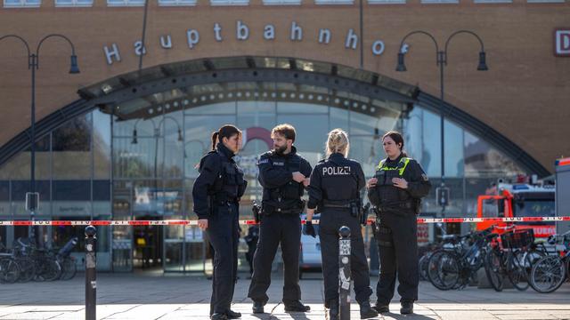 Bahnverkehr: Drohung an Bahnhöfen: Entwarnung in Augsburg und Bremen