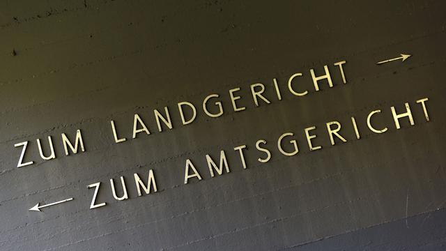 Urteil: Sieben Jahre Haft für Angriff mit Radlader auf Bundesstraße