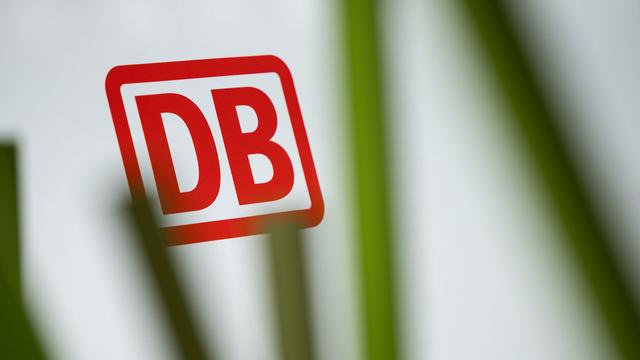 Schaden an Bahnbrücke: Strecke Amberg–Schwandorf nach Brückenschaden gesperrt