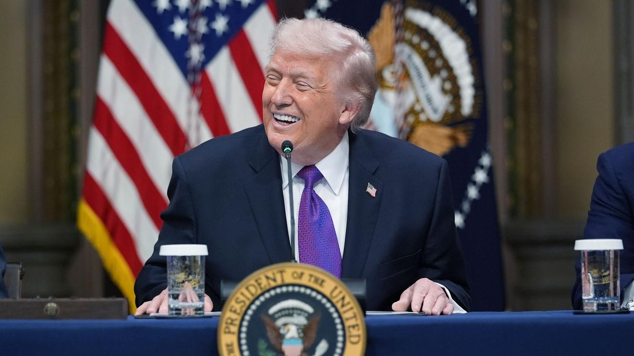 Künstliche Intelligenz: Tech-Konzerne sagen Selbstfinanzierung von KI-Strom zu