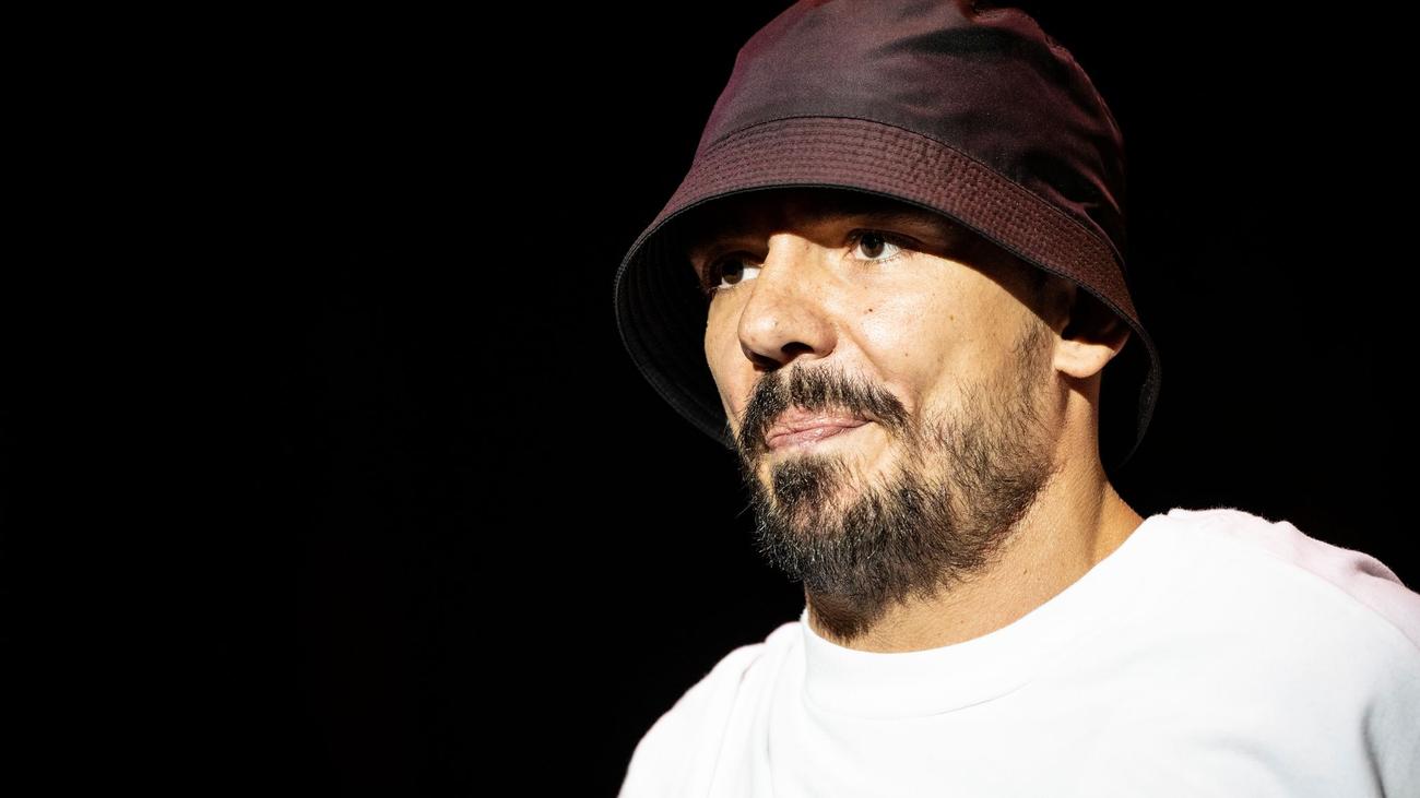 Leute: Capital Bra ist zum fünften Mal Vater geworden