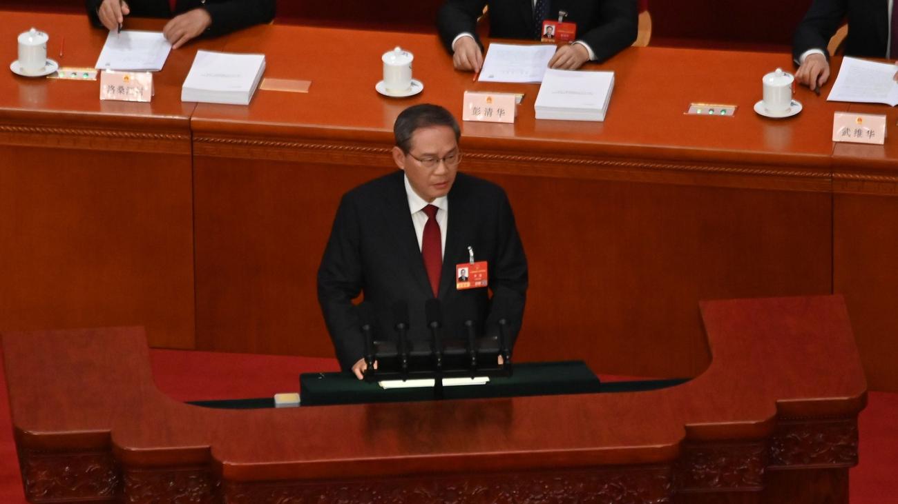 Volkskongress: China gibt niedrigstes Wachstumsziel seit Jahrzehnten aus