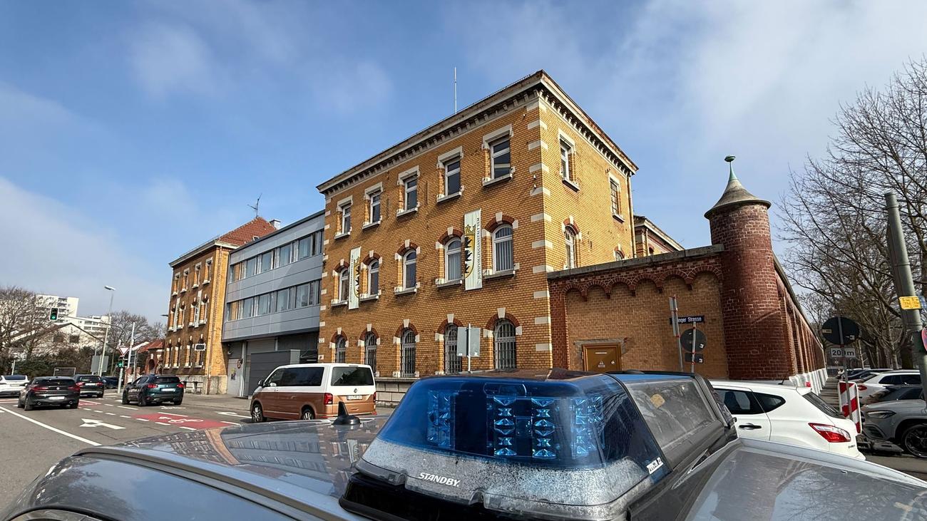 Polizei ermittelt nach Brand: Feuer in Ulmer Gefängnis – War es Brandstiftung?
