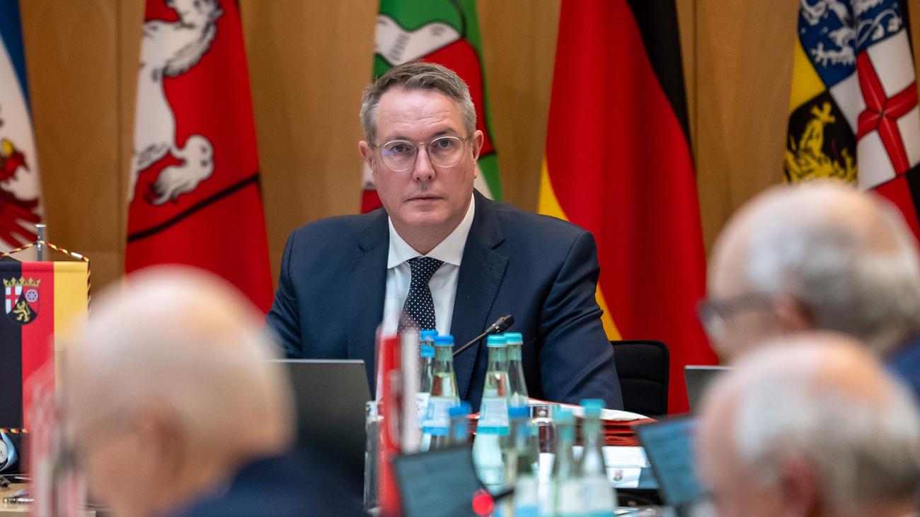 Treffen in Berlin: Länderregierungschefs: Bodycams flächendeckend in Zügen