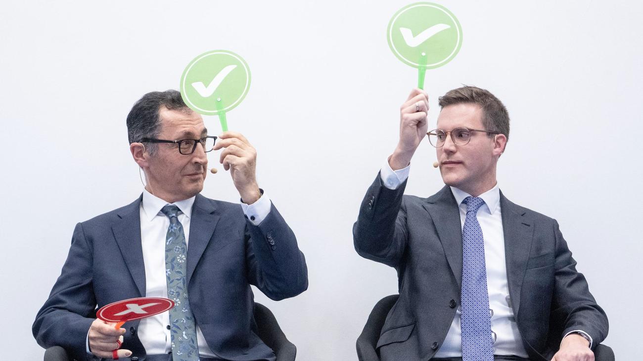 Landtagswahl 2026: Umfrage zu Baden-Württemberg: Grüne ziehen mit CDU gleich