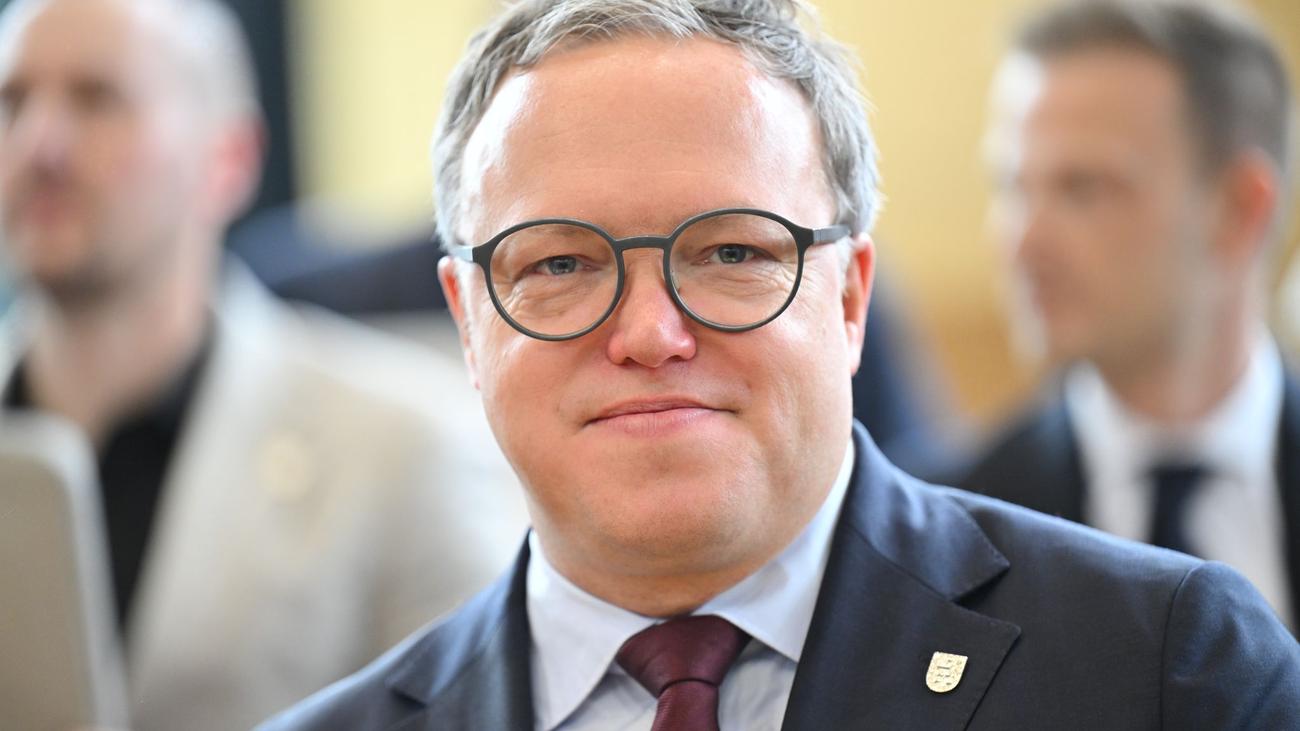 Ministerpräsidentenkonferenz: Voigt will gemeinsame Linie für Kinderschutz im Internet