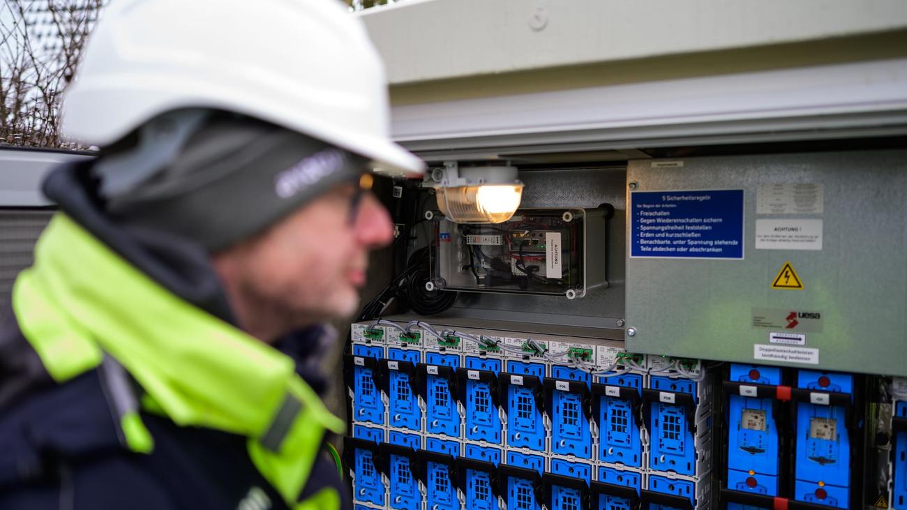 Energiewende: 300 Ortsnetzstationen für Pilotprojekt digitalisiert