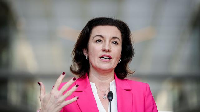 Vor dem Weltfrauentag: Bär kündigt Bundespreis für Geschlechterforschung an