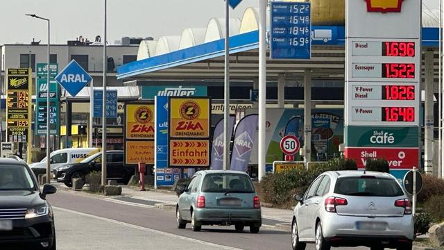 Gestiegene Spritpreise: Billiger tanken - Reger Andrang an Luxemburger Tankstellen