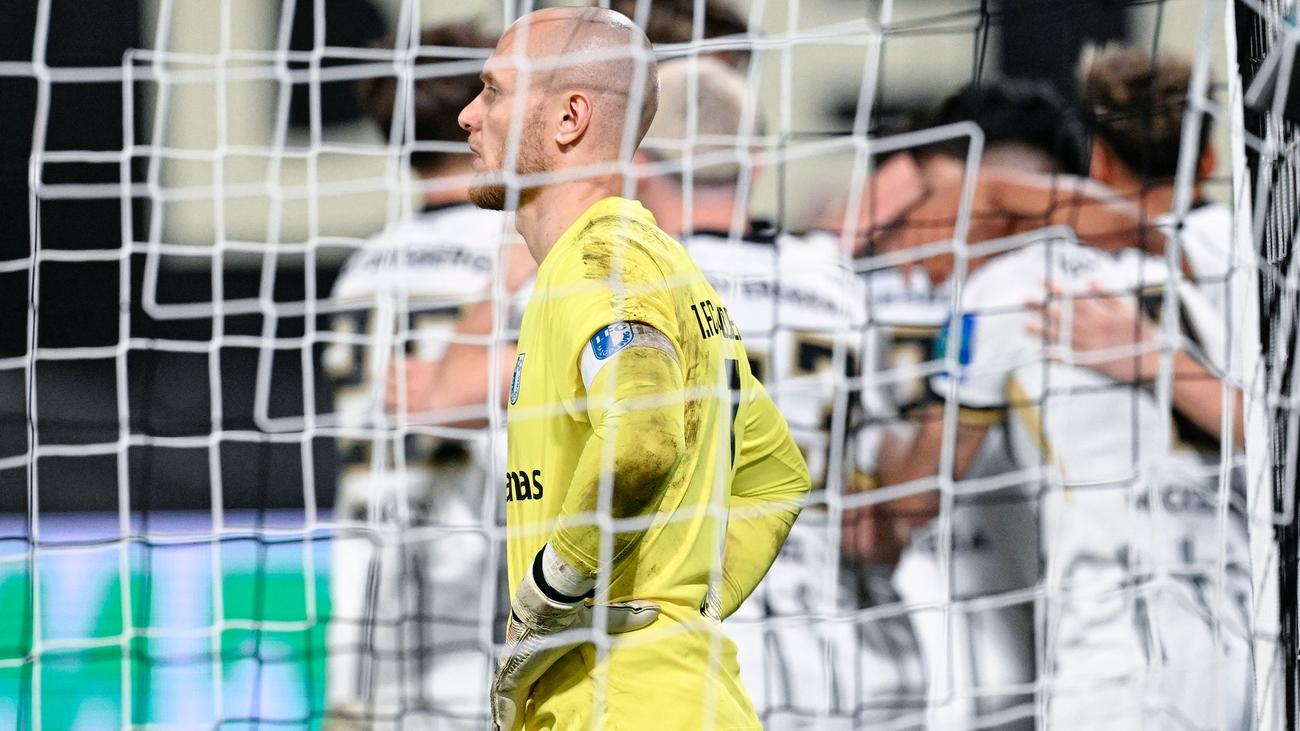 Fußball: Vierte Niederlage in Serie: Magdeburg verliert in Elversberg