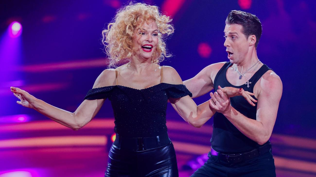 Fernsehen: Für diesen Promi ist schon Schluss bei "Let's Dance"