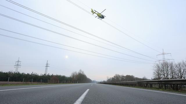 Riskante Arbeiten: Wieso eine Autobahn wegen oranger Kugeln gesperrt wird