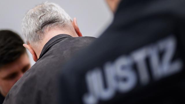 Prozessauftakt: Mann tot in Schrebergarten gefunden - 68-Jähriger gesteht