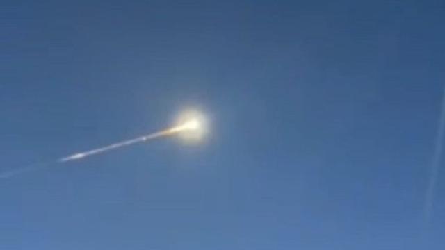 Viele Sichtungen: Meteorit sorgt für etliche Anrufe bei Polizei in NRW