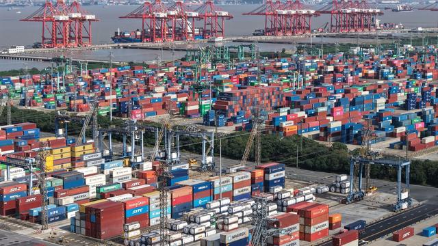 Welthandel: Chinas Außenhandel legt überraschend deutlich zu