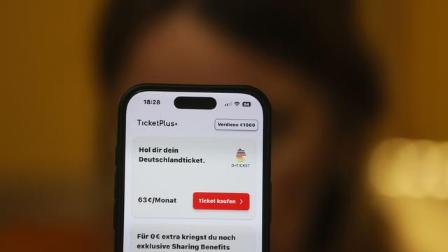 Bahnverkehr: Deutschlandticket: Nachfrage schwankt nach Preisanstieg