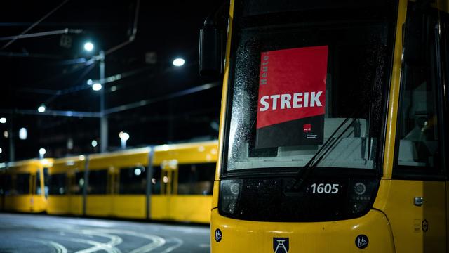 Tarifkonflikt mit Folgen: Nahverkehr-Warnstreiks im Ruhrgebiet und in Südwestfalen