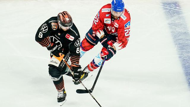 Dramatischer Vorfall: Partie abgebrochen: Eishockey-Profi muss wiederbelebt werden