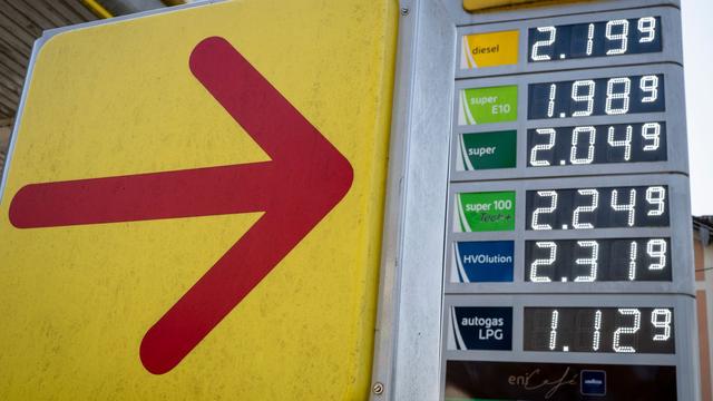 Iran-Krieg: Spritpreise klettern weiter – Kritik an Marktstrukturen