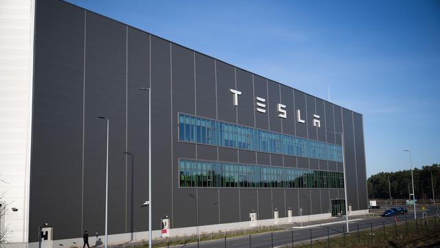 US-Marken unter Druck?: Studie: Kein breiter Boykott von US-Marken - Ausnahme Tesla
