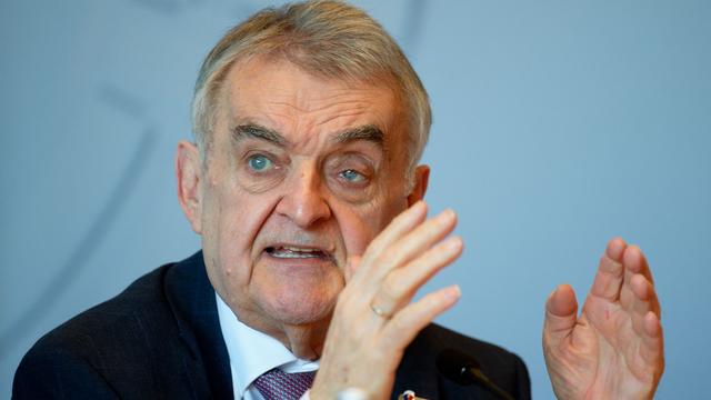 Gegen Gewalt: Trauerbeflaggung an Gedenktag für Terroropfer