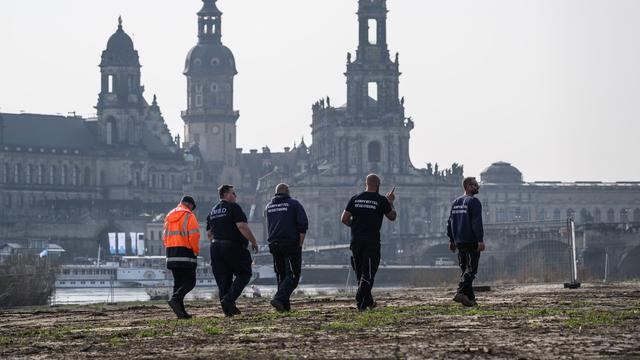 Bild: Tausende Betroffene: Bombenfund in Dresden: Stadtzentrum wird am Morgen evakuiert