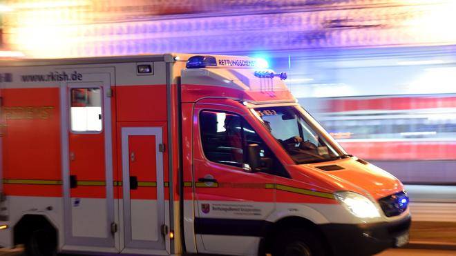 Unfälle: Der Fahrer eines Transporters starb. (Symbolbild)