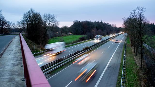 Umstrittenes Bauprojekt: Küstenautobahn A20: Baustart und neuer Protest angekündigt